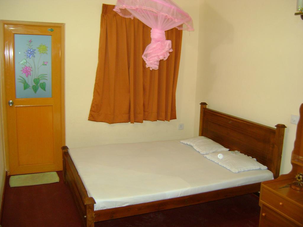 Family Guest House Mirissa Phòng bức ảnh