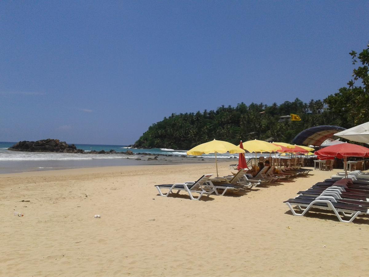 Family Guest House Mirissa Ngoại thất bức ảnh